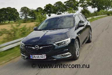 328 Opel Insignia _M8M5511_2153
